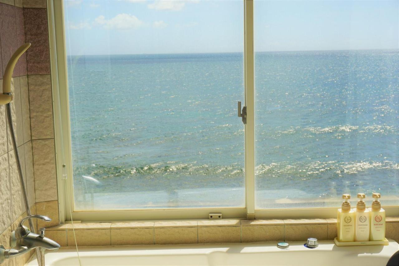 فندق Okinawa Ocean Front شاتان المظهر الخارجي الصورة