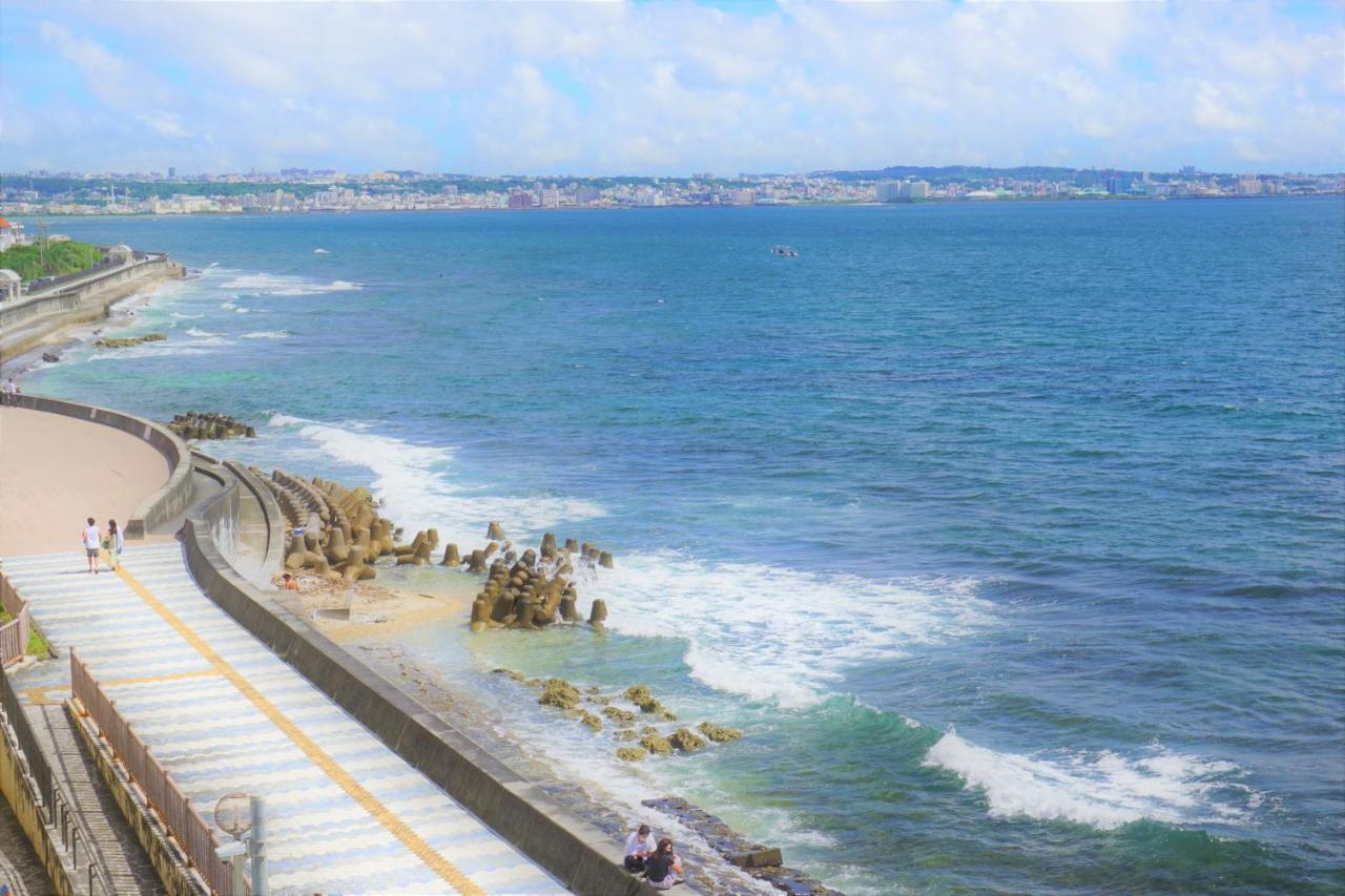 فندق Okinawa Ocean Front شاتان المظهر الخارجي الصورة