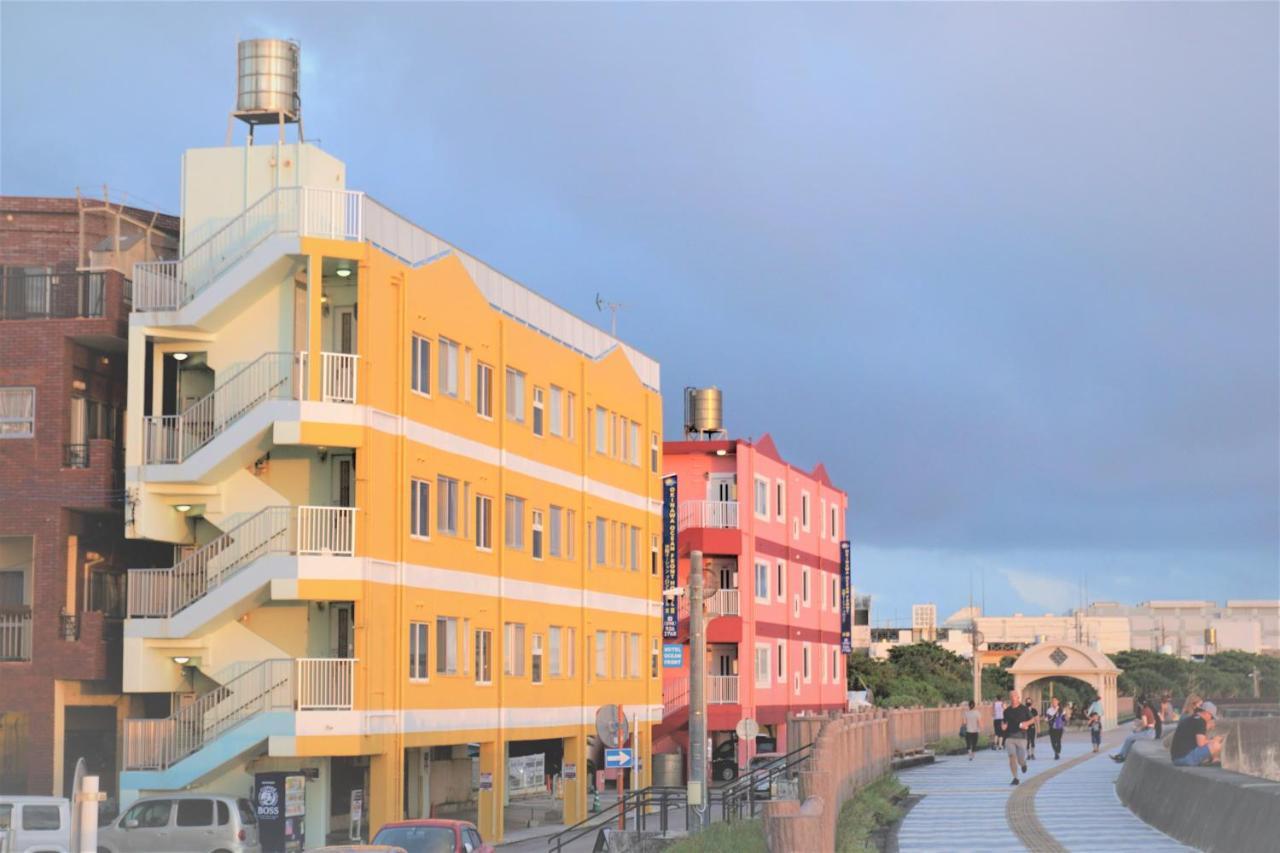 فندق Okinawa Ocean Front شاتان المظهر الخارجي الصورة